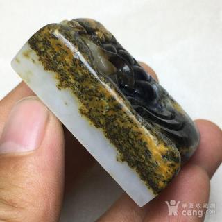 俏色天然黑皮油润 和田玉貔貅牌