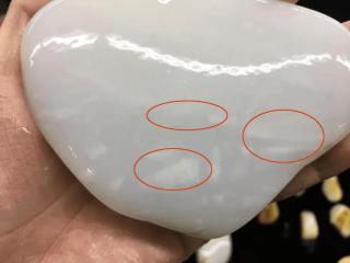 老手都知道,这4种外表"透白"的和田玉,一定要远离